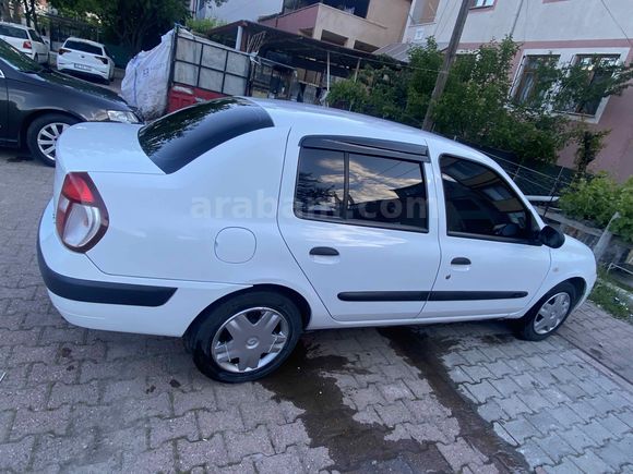 Sahibinden Renault Clio 1.4 Authentique 2005 Model çift airbag klimalı 
