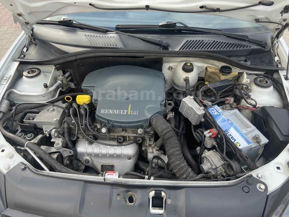 Sahibinden Renault Clio 1.4 Authentique 2005 Model çift airbag klimalı 
