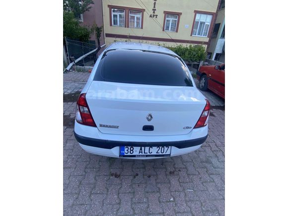Sahibinden Renault Clio 1.4 Authentique 2005 Model çift airbag klimalı 

