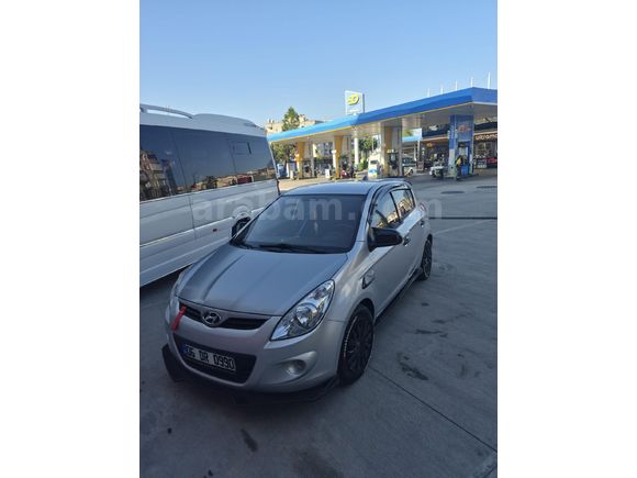 Sahibinden Hyundai i20 1.4 CRDi Team 2012 Model