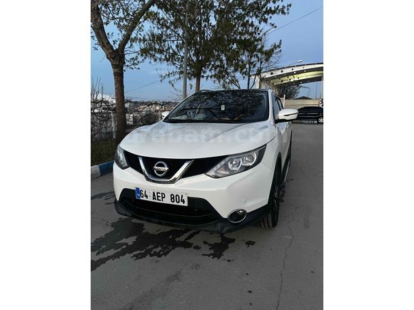 Sahibinden Nissan Qashqai 1.5 dCi Black Edition 2014 Model 
