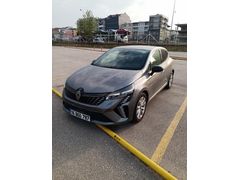 Sahibinden Renault Clio 1.0 TCe Techno Özel Seri 2023 Model