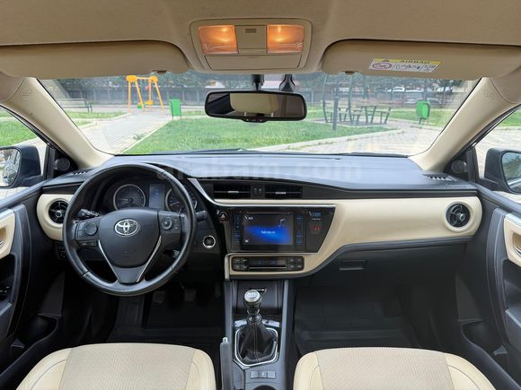 Sahibinden Toyota Corolla 1.4 D-4D Premium 50.Yıl 2017 Model 