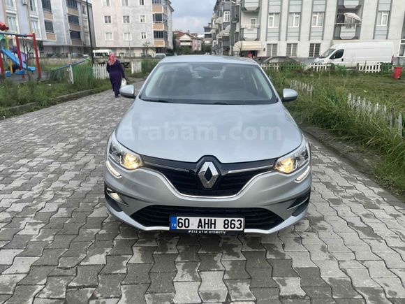2025 Ağustos Çıkışlı Megane 1.3 TCe Touch EDC Otomatik | Hatasız | 16.000 KM
