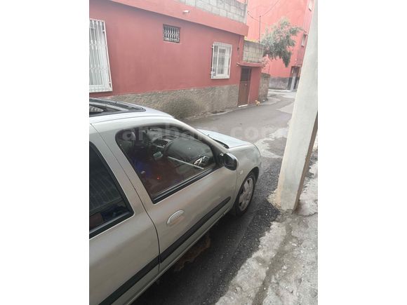 Sahibinden Renault Clio 1.4 Privilege 2004 Model 