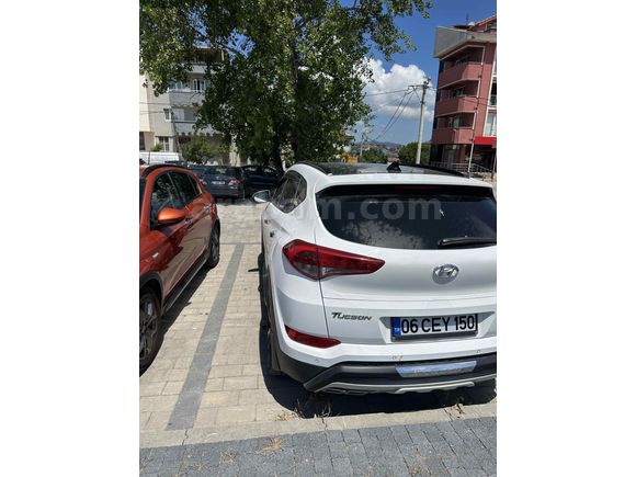 Sahibinden Hyundai Tucson 1.6 T-GDi Elite 2015 Model  170.000 km