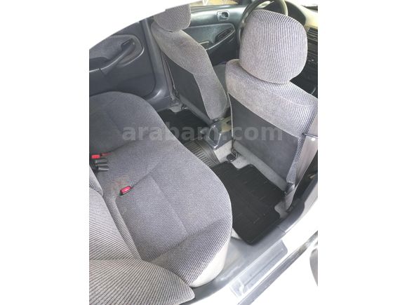 Değişensiz Honda Civic 1.4 i S