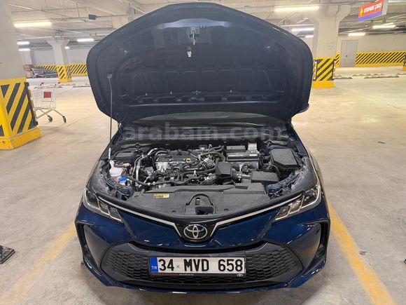 Sahibinden Toyota Corolla 1.5 Vision Plus 2025 Model  6.500 km Mavi (metalik)