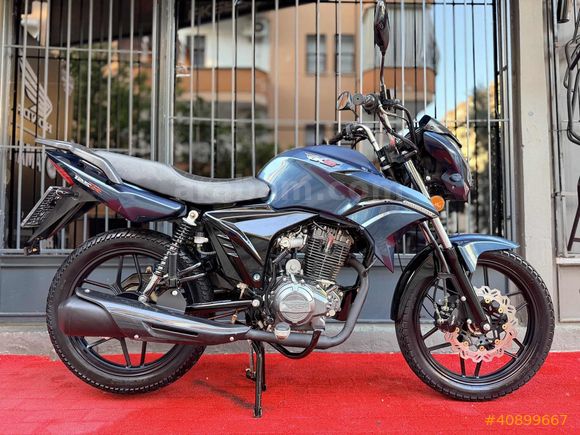 İlk sahibinden bakımlı 125 r hatasız kazasız