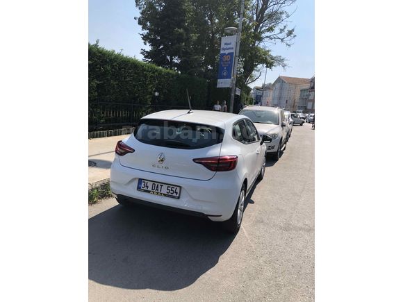 Sahibinden Renault Clio 1.0 SCe Joy 2020 Model  47.000 km Beyaz