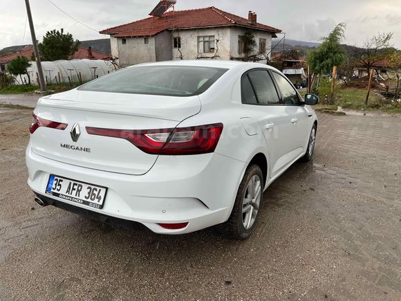 Sahibinden Renault Megane 1.6 Joy 2018 Model 