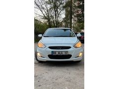 Sahibinden Hyundai Accent Blue 1.4 CVVT Mode Plus 2012 Model