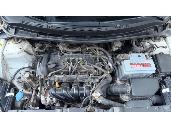 Sahibinden Hyundai Accent Blue 1.4 CVVT Mode Plus 2012 Model