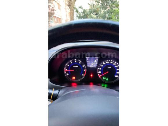 Sahibinden Hyundai Accent Blue 1.4 CVVT Mode Plus 2012 Model