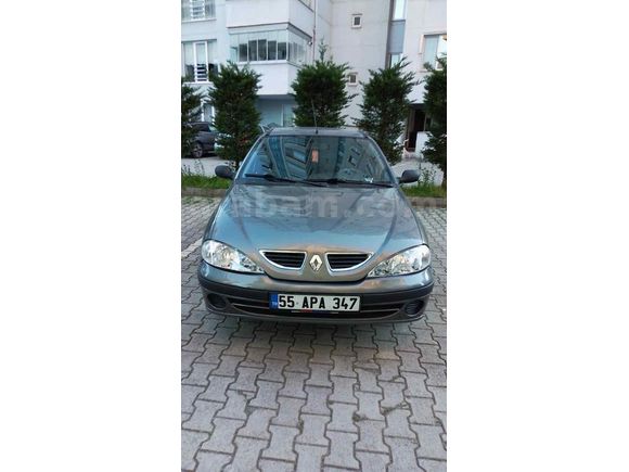 Emekliden düşük kilometreli Megane