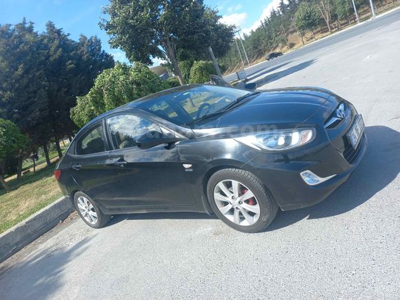 Sahibinden 2012 Hyundai Accent Blue 1.6 CRDI Mode Plus  