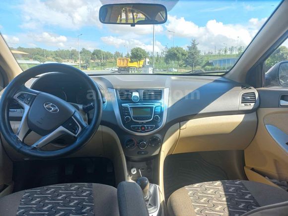 Sahibinden 2012 Hyundai Accent Blue 1.6 CRDI Mode Plus  