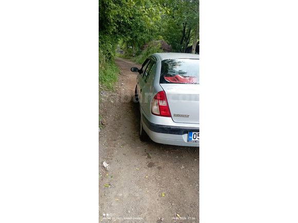 Sahibinden Renault Clio 1.4 Authentique 2005 Model