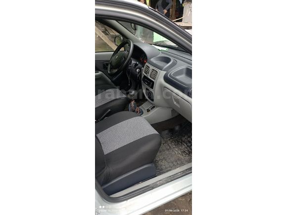 Sahibinden Renault Clio 1.4 Authentique 2005 Model
