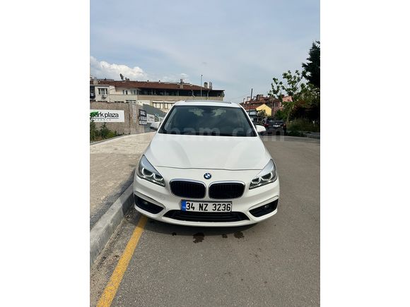 Doktor İlk Sahibinden Açılır Cam Tavan BMW 2 Serisi 216d Active Tourer 