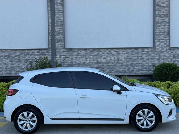 2022ÇIKIŞ-BOYASIZ-DEĞİŞENSİZ-TRAMERSİZ-TESLA-CLİO5