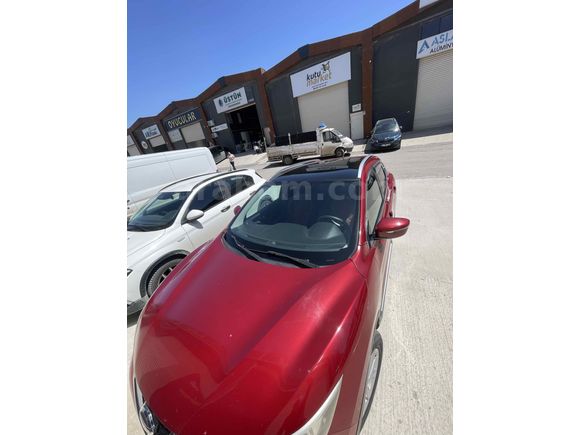 Sahibinden Nissan Qashqai 1.5 dCi Tekna Sky Pack 2014 Model 