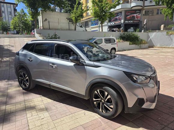 Sahibinden Peugeot 2008 1.2 PureTech Allure 2023 Model 