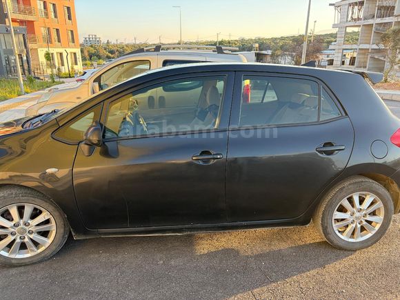 Sahibinden Toyota Auris 1.6 Elegant 2008 Model