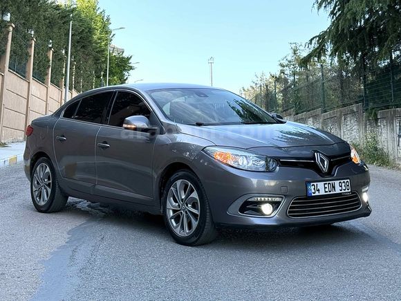  Sahibinden yetkili Servisi bakımlı 1.5 dCi Icon 2015 Model 
