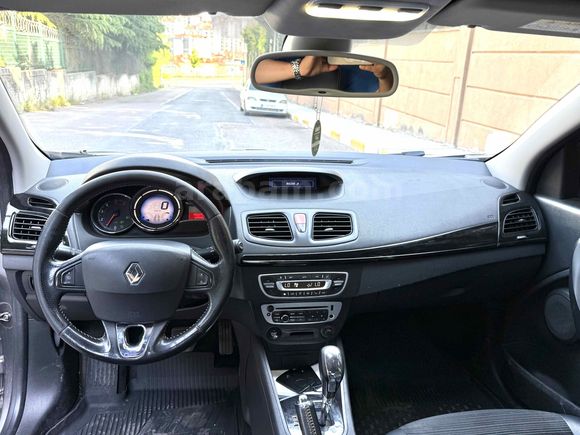  Sahibinden yetkili Servisi bakımlı 1.5 dCi Icon 2015 Model 