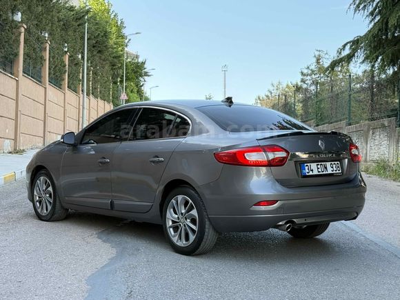  Sahibinden yetkili Servisi bakımlı 1.5 dCi Icon 2015 Model 