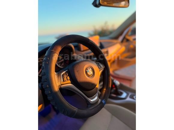 TERTEMİZ BMW İSTEYENLERE- SAHİBİNDEN BMW X1-2014 MODEL