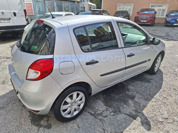 Sahibinden Renault Clio 1.5 dCi Authentique Edition 2012 Model İstanbul 133.100 km Gri (metalik)