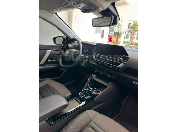 Sahibinden Citroen C4 1.2 PureTech Shine Bold 2022 Model 