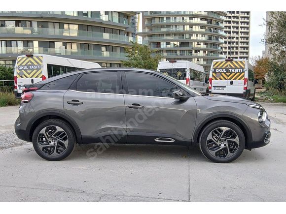 Sahibinden Citroen C4 1.2 PureTech Shine Bold 2022 Model 