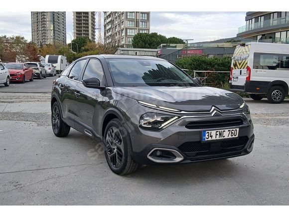Sahibinden Citroen C4 1.2 PureTech Shine Bold 2022 Model 