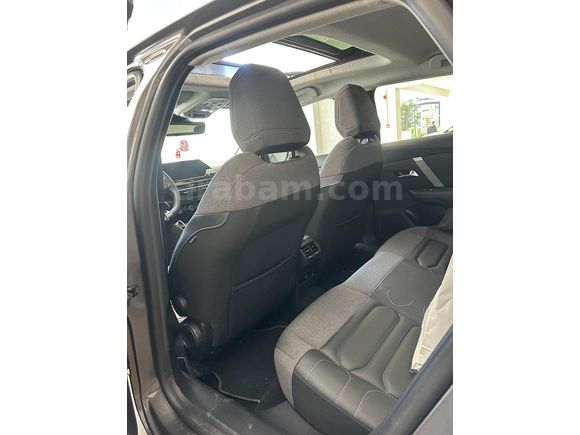 Sahibinden Citroen C4 1.2 PureTech Shine Bold 2022 Model 