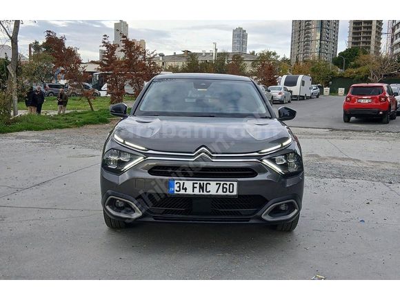 Sahibinden Citroen C4 1.2 PureTech Shine Bold 2022 Model 