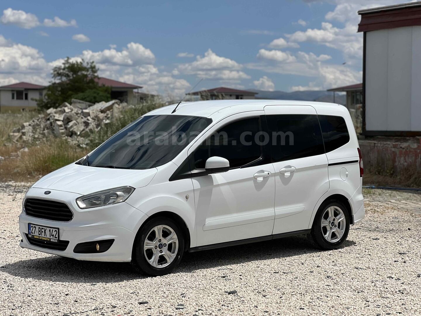 Galeriden Ford Tourneo Courier 1.5 TDCi Delux 2016 Model Gaziantep 5