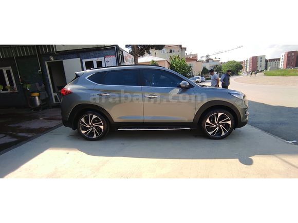 MEMURDAN 4*4 YETKİLİ SERVİS BAKIMLI TUCSON 