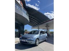 Sahibinden temiz Ford Focus 1.6 Ghia 2004 Model  263.000 km