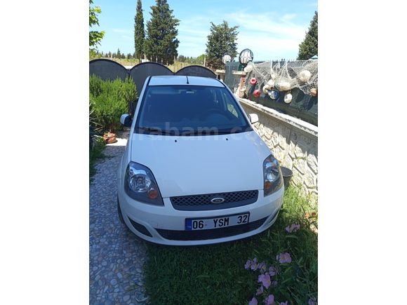 Sahibinden Ford Fiesta 1.4 Comfort 2006 Model