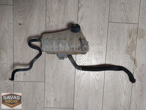 Renault Kangoo YEDEK SU DEPOSU