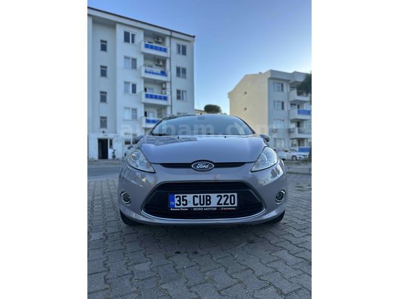 Ford Fiesta 1.4 Titanium 2011