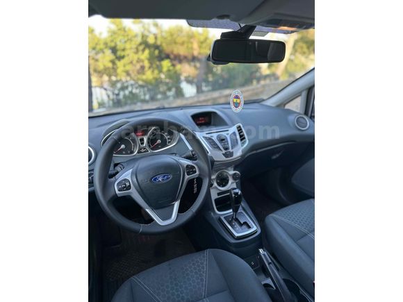 Ford Fiesta 1.4 Titanium 2011
