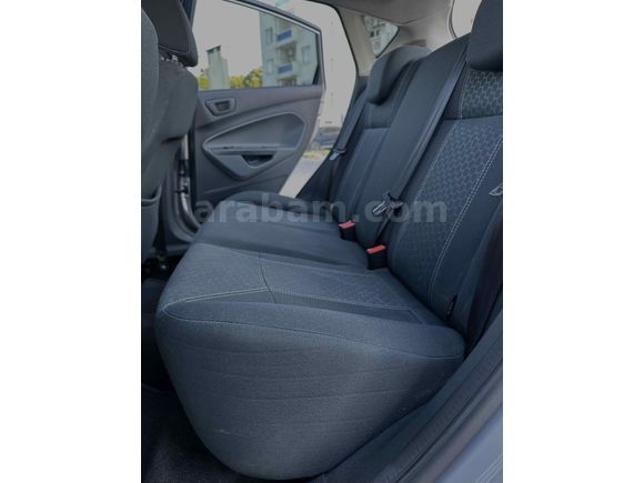 Ford Fiesta 1.4 Titanium 2011