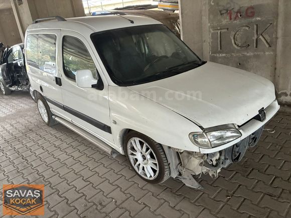 Peugeot PARTNER TORPİDO GÖĞÜSLÜK