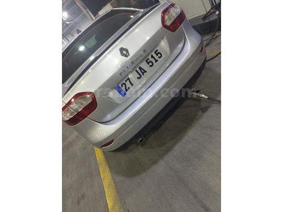 Sahibinden Renault Fluence 1.6 Extreme 2011 Model