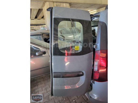 2023 Renault EXPRESS ARKA BAGAJ KAPILARI
