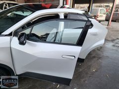 2025 Toyota C-HR SOL ÖN KAPI